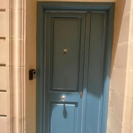 Casa de Férias Duplex Modern House , Centrally Located